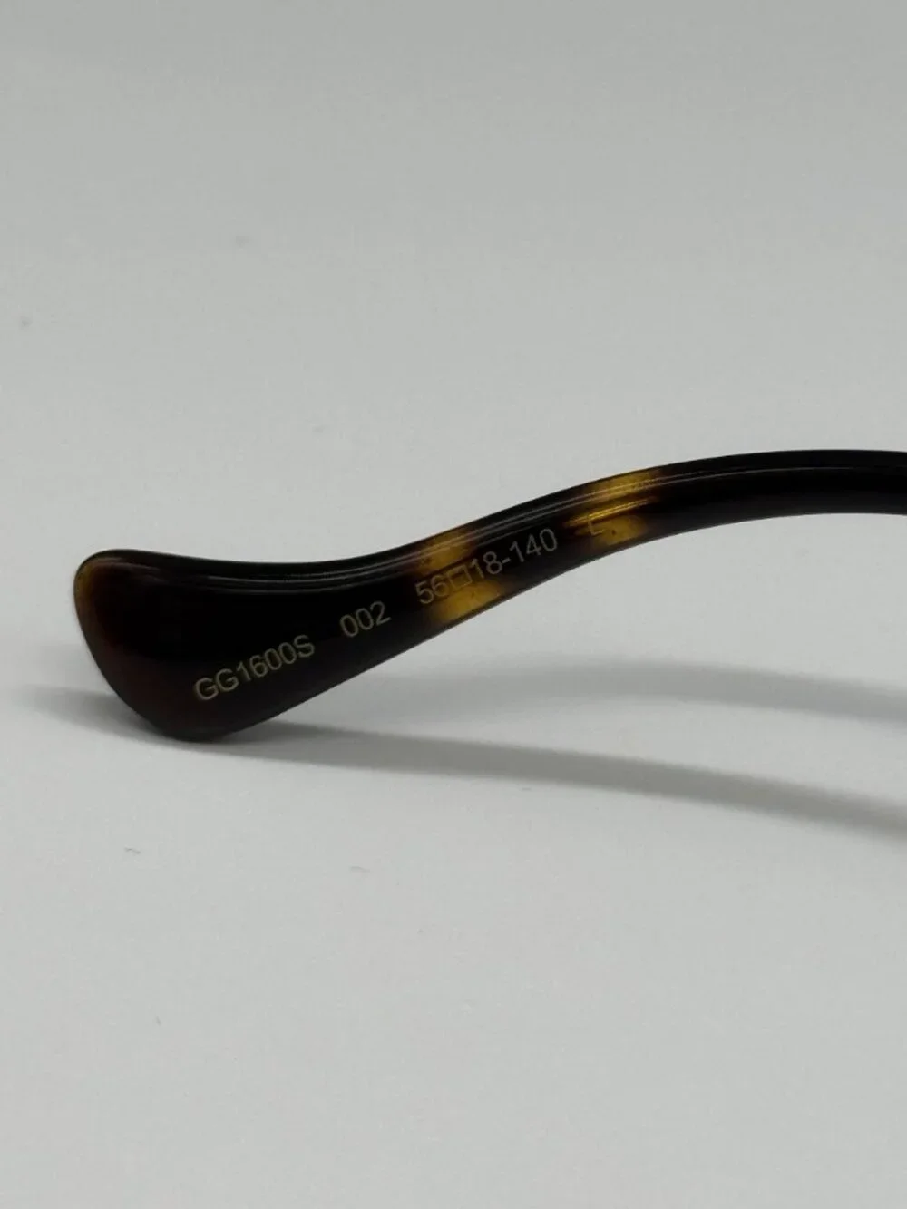 NEW GUCCI GG1600S 002 GOLD WOMEN SUNGLASSES WITH CHAIN